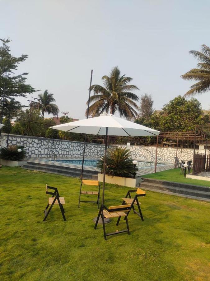 Glass House With Pvt Pool By Miracle Resort & Villa Lonavala Exterior photo